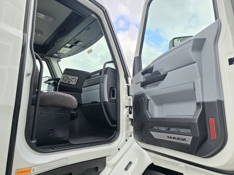 https://pub.imanpro.net/mktruck/photo/323083/TH_9.jpg?20260403154018