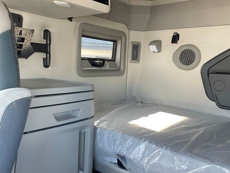 https://pub.imanpro.net/mktruck/photo/323200/TH_5.jpg?20250917202222