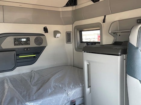 https://pub.imanpro.net/mktruck/photo/323200/TH_7.jpg?20250917202222