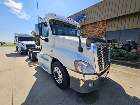 https://pub.imanpro.net/mktruck/photo/323256/TH_2.jpg?20260515215959