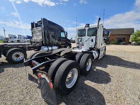 https://pub.imanpro.net/mktruck/photo/323258/TH_3.jpg?20260610150414