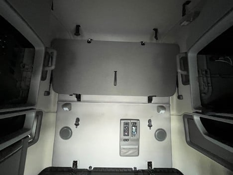 https://pub.imanpro.net/mktruck/photo/323521/TH_9.jpg?20260618195152