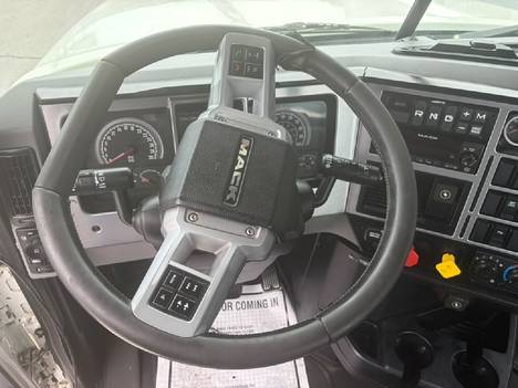 https://pub.imanpro.net/mktruck/photo/323586/TH_7.jpg?20260611174638