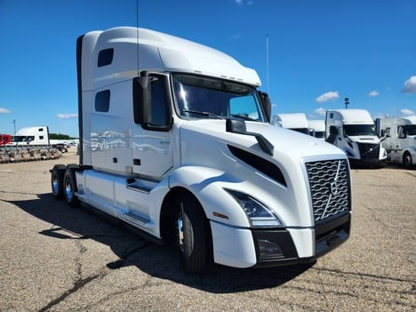 https://pub.imanpro.net/mktruck/photo/323590/TH_3.jpg?20260619145544