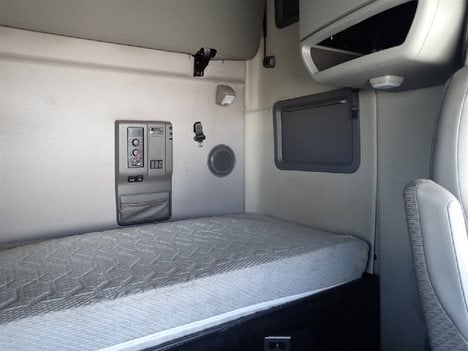 https://pub.imanpro.net/mktruck/photo/323596/TH_5.jpg?20260421195201