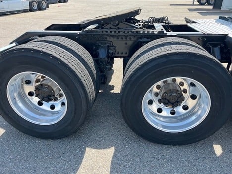 https://pub.imanpro.net/mktruck/photo/323598/TH_8.jpg?20260604201523