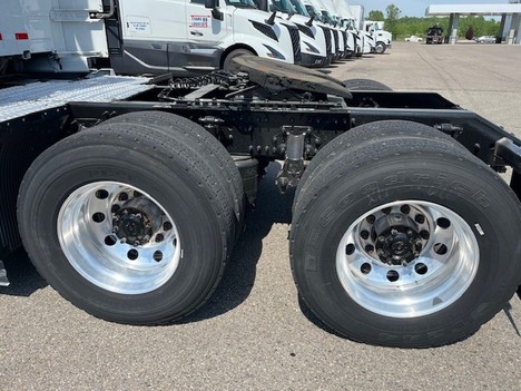 https://pub.imanpro.net/mktruck/photo/323598/TH_9.jpg?20260604201523