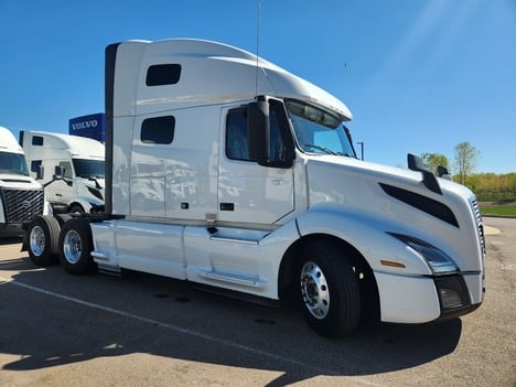 https://pub.imanpro.net/mktruck/photo/323601/TH_2.jpg?20260514155054