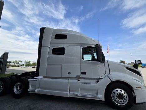 https://pub.imanpro.net/mktruck/photo/323602/TH_4.jpg?20260617134104