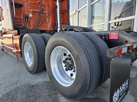 https://pub.imanpro.net/mktruck/photo/323644/TH_7.jpg?20260702153043