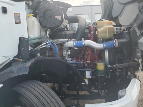 https://pub.imanpro.net/mktruck/photo/323806/TH_11.jpg?20260601191604