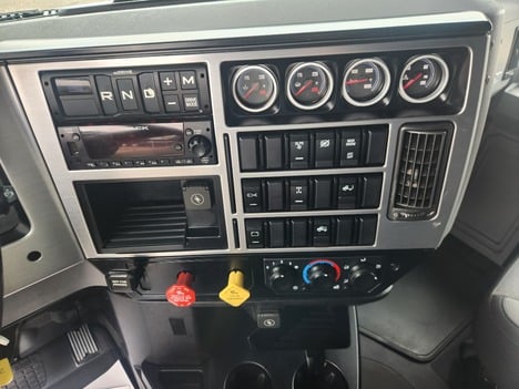 https://pub.imanpro.net/mktruck/photo/323811/TH_10.jpg?20260625151237