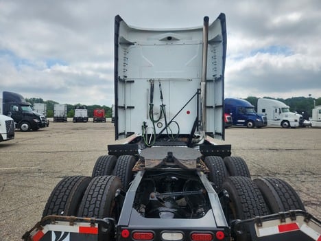 https://pub.imanpro.net/mktruck/photo/323811/TH_5.jpg?20260625151237