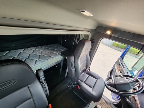https://pub.imanpro.net/mktruck/photo/324072/TH_12.jpg?20260701212924