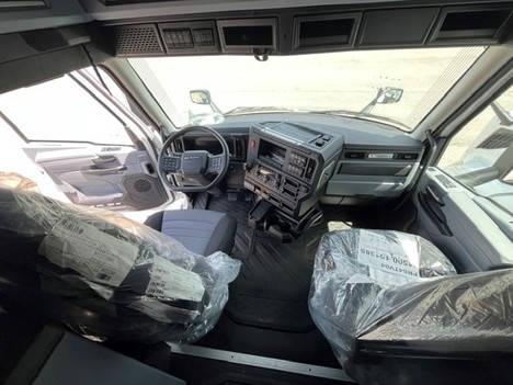 https://pub.imanpro.net/mktruck/photo/324115/TH_8.jpg?20260512183139