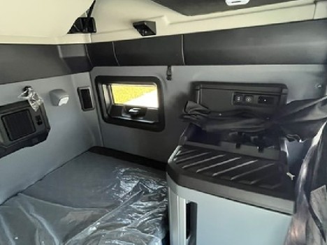 https://pub.imanpro.net/mktruck/photo/324118/TH_10.jpg?20260512182904