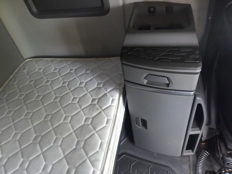 https://pub.imanpro.net/mktruck/photo/324123/TH_4.jpg?20260512222009