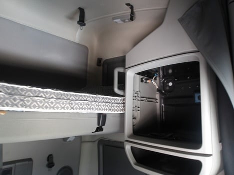 https://pub.imanpro.net/mktruck/photo/324123/TH_5.jpg?20260512222009
