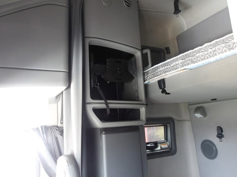 https://pub.imanpro.net/mktruck/photo/324123/TH_7.jpg?20260512222009