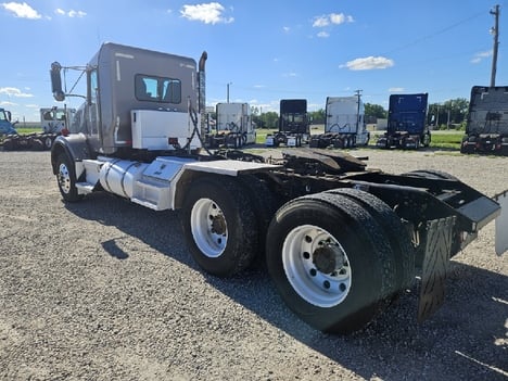 https://pub.imanpro.net/mktruck/photo/324136/TH_5.jpg?20260617134750