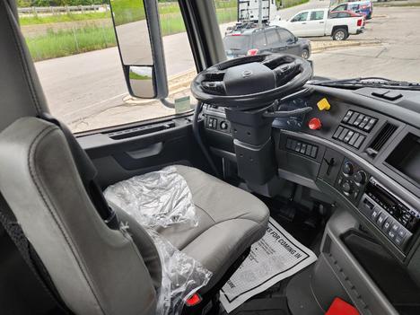 https://pub.imanpro.net/mktruck/photo/324221/TH_9.jpg?20260626162732