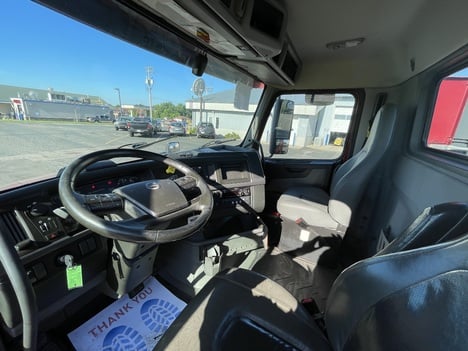 https://pub.imanpro.net/mktruck/photo/324295/TH_11.jpg?20260716155655
