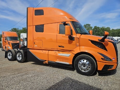 https://pub.imanpro.net/mktruck/photo/324317/TH_4.jpg?20260604145800
