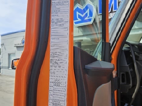 https://pub.imanpro.net/mktruck/photo/324317/TH_9.jpg?20260604145800
