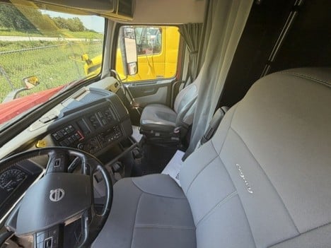 https://pub.imanpro.net/mktruck/photo/324327/TH_5.jpg?20260708174646
