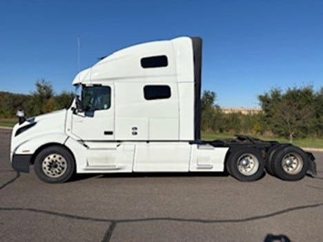 https://pub.imanpro.net/mktruck/photo/324328/TH_2.jpg?20260624215318