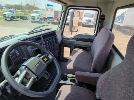 https://pub.imanpro.net/mktruck/photo/324528/TH_9.jpg?20260528191443
