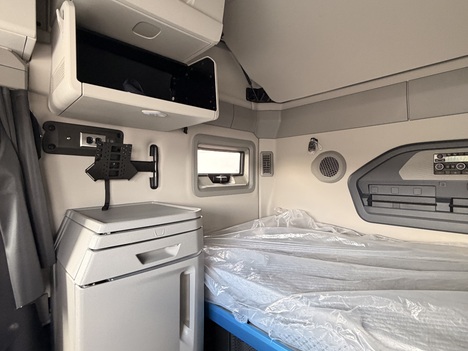 https://pub.imanpro.net/mktruck/photo/324593/TH_10.jpg?20260617141628