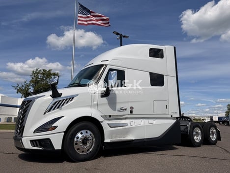 https://pub.imanpro.net/mktruck/photo/324595/TH_1.jpg?20260617143305