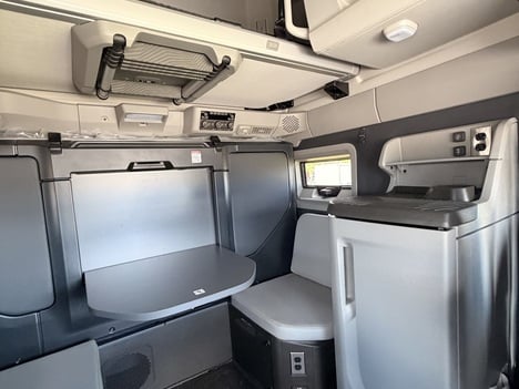 https://pub.imanpro.net/mktruck/photo/324595/TH_11.jpg?20260617143305