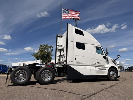 https://pub.imanpro.net/mktruck/photo/324595/TH_3.jpg?20260617143305