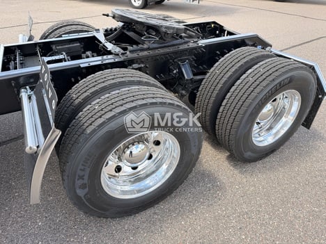 https://pub.imanpro.net/mktruck/photo/324597/TH_5.jpg?20260617143425