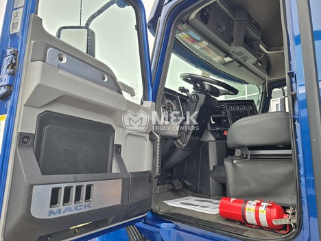 https://pub.imanpro.net/mktruck/photo/324698/TH_4.jpg?20260617204209