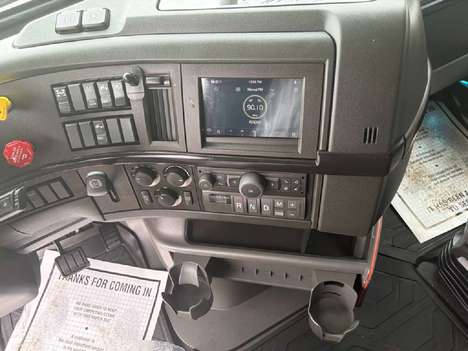 https://pub.imanpro.net/mktruck/photo/324699/TH_9.jpg?20260608141426