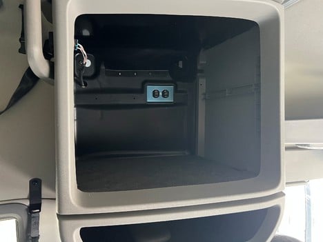 https://pub.imanpro.net/mktruck/photo/324750/TH_10.jpg?20260602143743