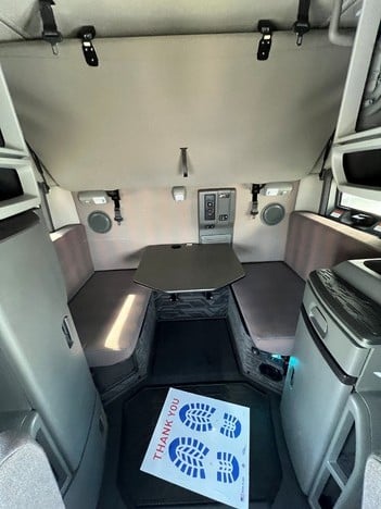https://pub.imanpro.net/mktruck/photo/324750/TH_7.jpg?20260602143743