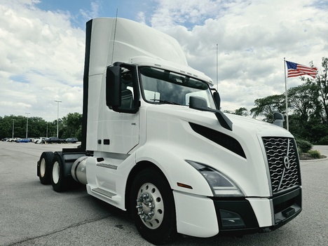 https://pub.imanpro.net/mktruck/photo/324763/TH_2.jpg?20260624195803