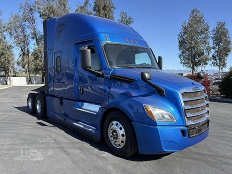 https://pub.imanpro.net/mktruck/photo/324777/TH_2.jpg?20260605144237
