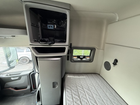 https://pub.imanpro.net/mktruck/photo/324820/TH_5.jpg?20260612183650