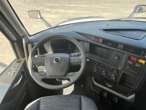 https://pub.imanpro.net/mktruck/photo/325261/TH_8.jpg?20260616145043