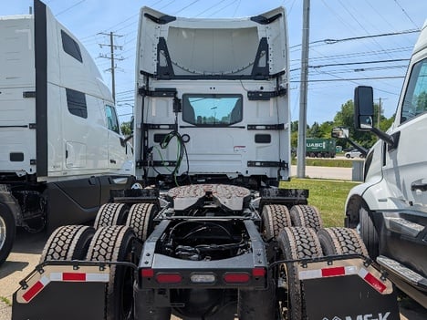 https://pub.imanpro.net/mktruck/photo/325281/TH_5.jpg?20260616174220