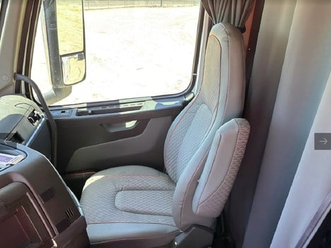 https://pub.imanpro.net/mktruck/photo/325288/TH_5.jpg?20260617190202