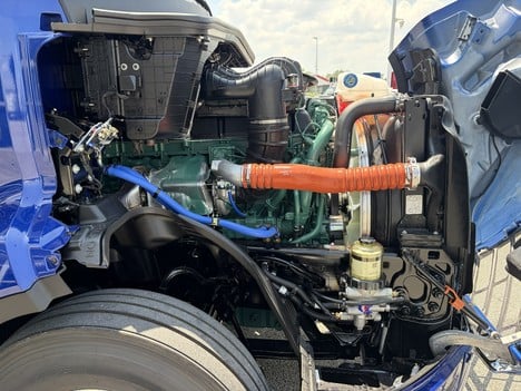 https://pub.imanpro.net/mktruck/photo/325615/TH_17.jpg?20260716204740