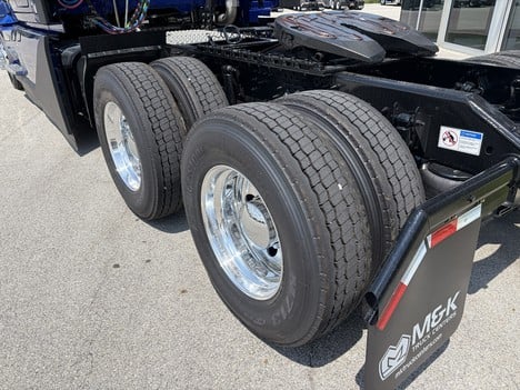 https://pub.imanpro.net/mktruck/photo/325615/TH_7.jpg?20260716204740