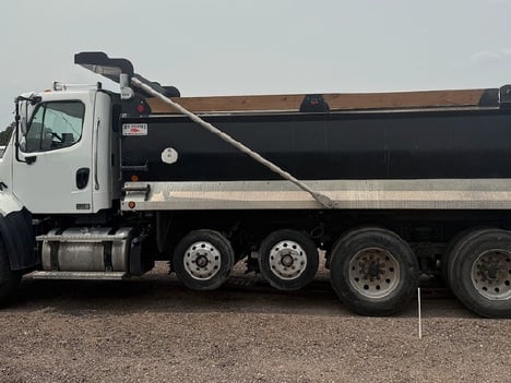 https://pub.imanpro.net/mktruck/photo/325630/TH_3.jpg?20260629165026