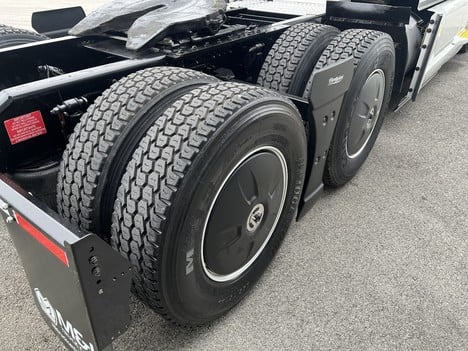 https://pub.imanpro.net/mktruck/photo/325881/TH_5.jpg?20260709225653